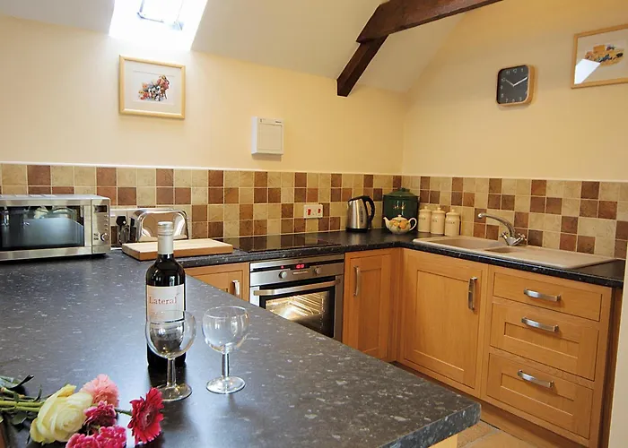 Bluebell Cottage - E4741