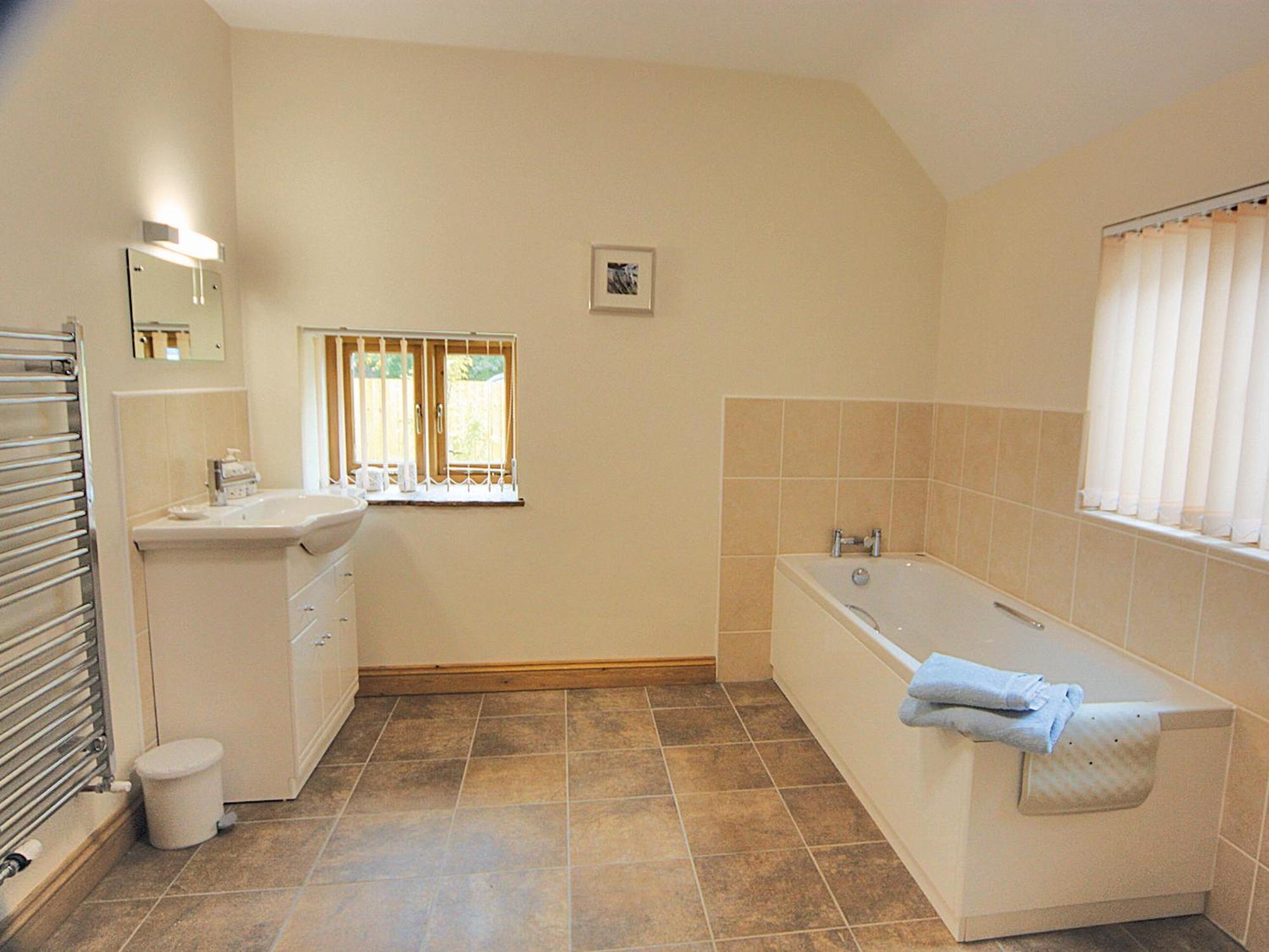 Holiday home Bluebell - E4741